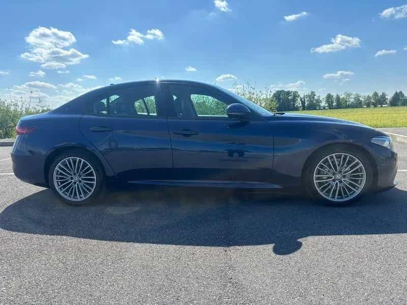 Alfa Romeo Giulia 2.2 Diesel 150CV 10/2017-photo-3