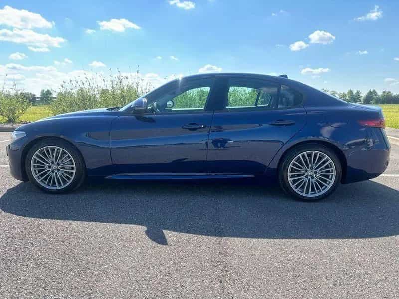 Alfa Romeo Giulia 2.2 Diesel 150CV 10/2017-photo-4