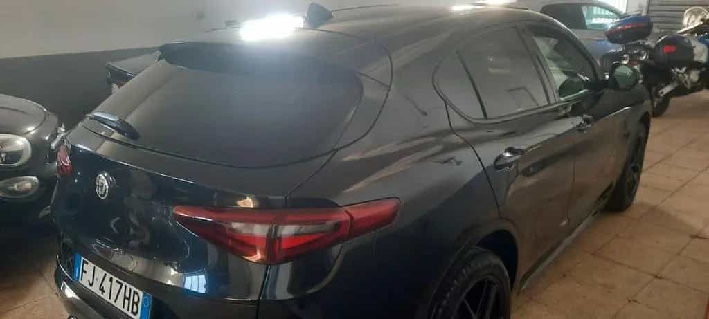 Alfa Romeo Stelvio 2.0 Turbo 280 CV AT8 Q4 Super 04/2017-photo-2