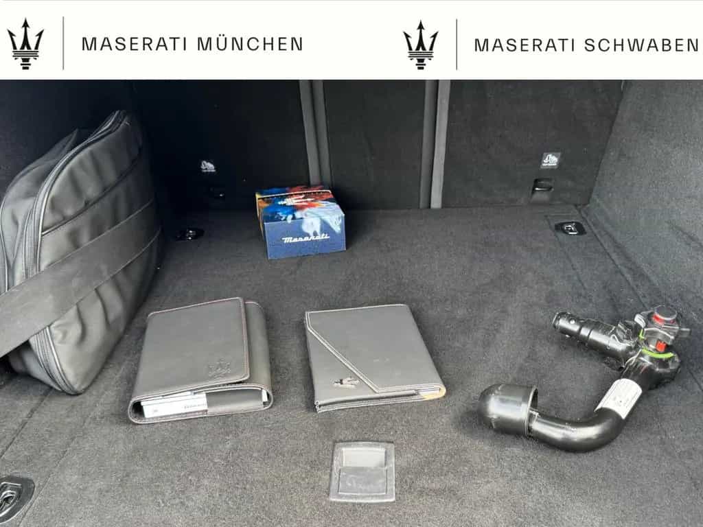 Maserati Grecale Trofeo/ AHK/ HUD/ 360°/ Garantie 05/2023-photo-19