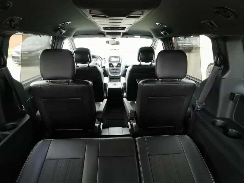 Lancia Voyager S 1-Hand 7-Sitze Navi TÜV Neu+Garantie 04/2015-photo-6