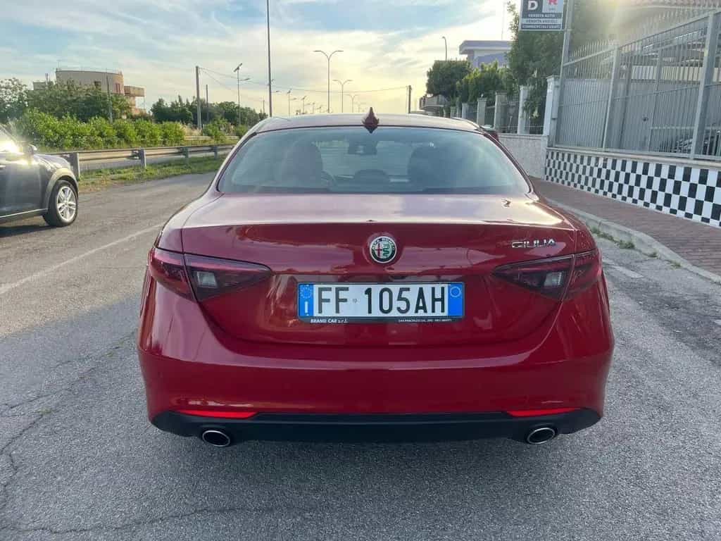 Alfa Romeo Giulia 2.2 Turbodiesel 180 CV Busines 07/2016-photo-5