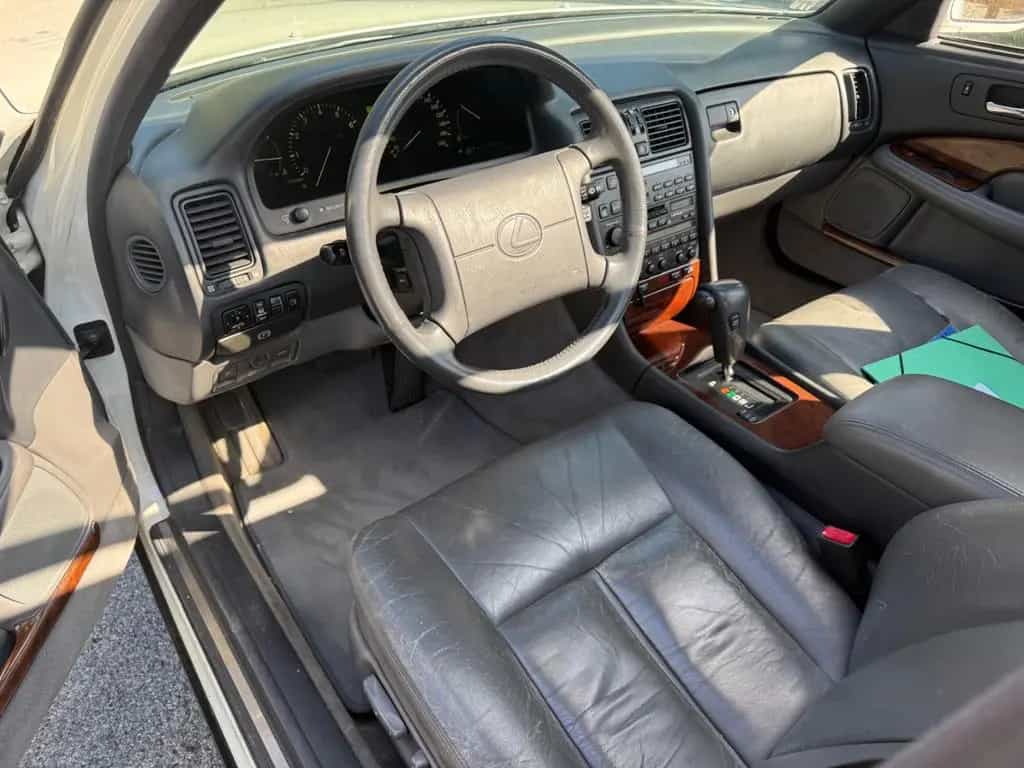 Lexus LS 400 07/1991-photo-11