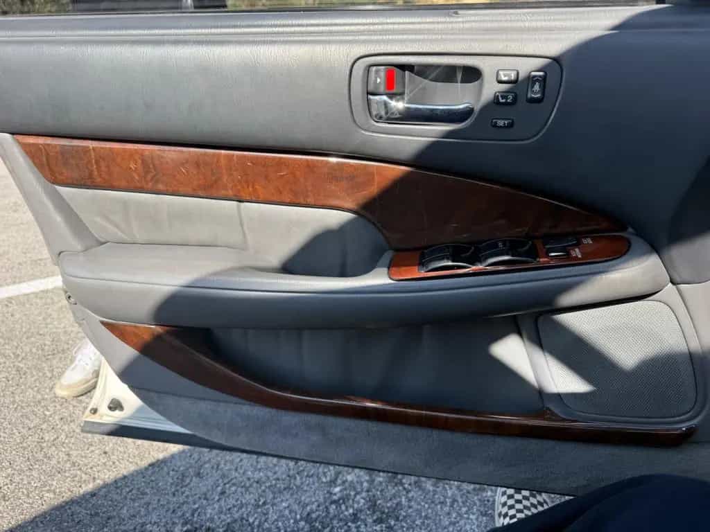 Lexus LS 400 07/1991-photo-8