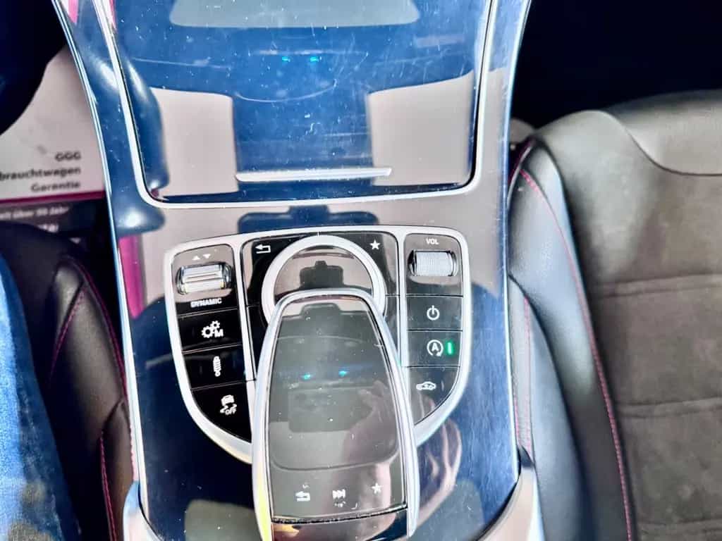Mercedes-Benz GLC 43 AMG GLC43 AMG Pano Burmester Airmatic LED KeylesGo19 11/2016-photo-13