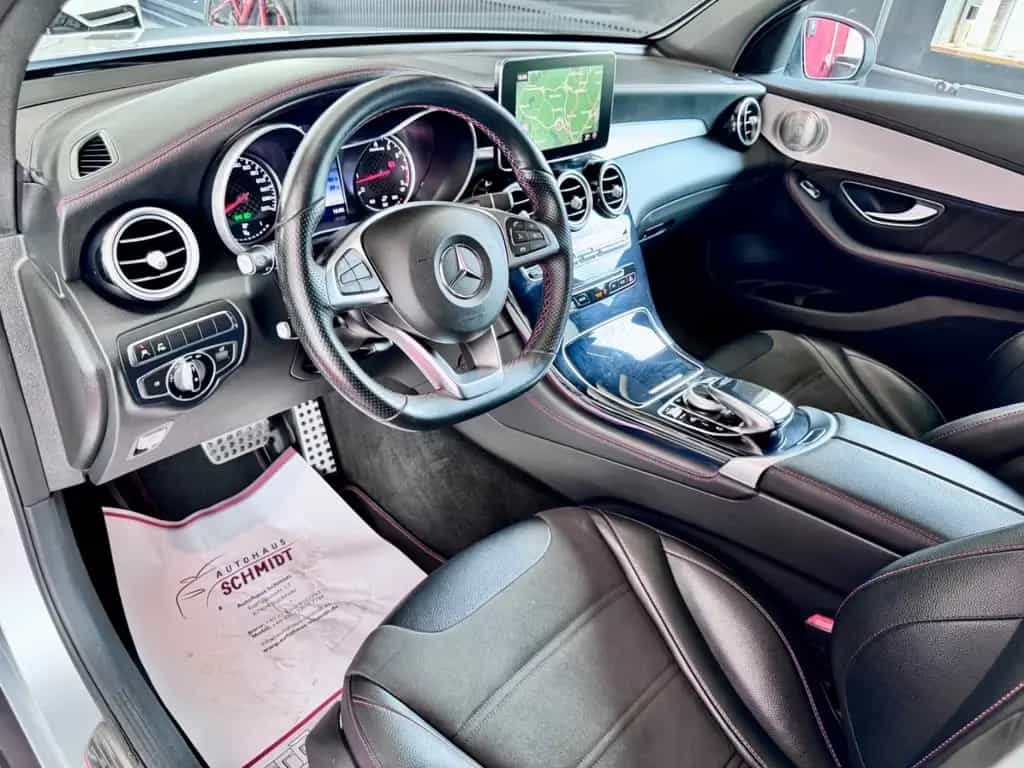 Mercedes-Benz GLC 43 AMG GLC43 AMG Pano Burmester Airmatic LED KeylesGo19 11/2016-photo-18