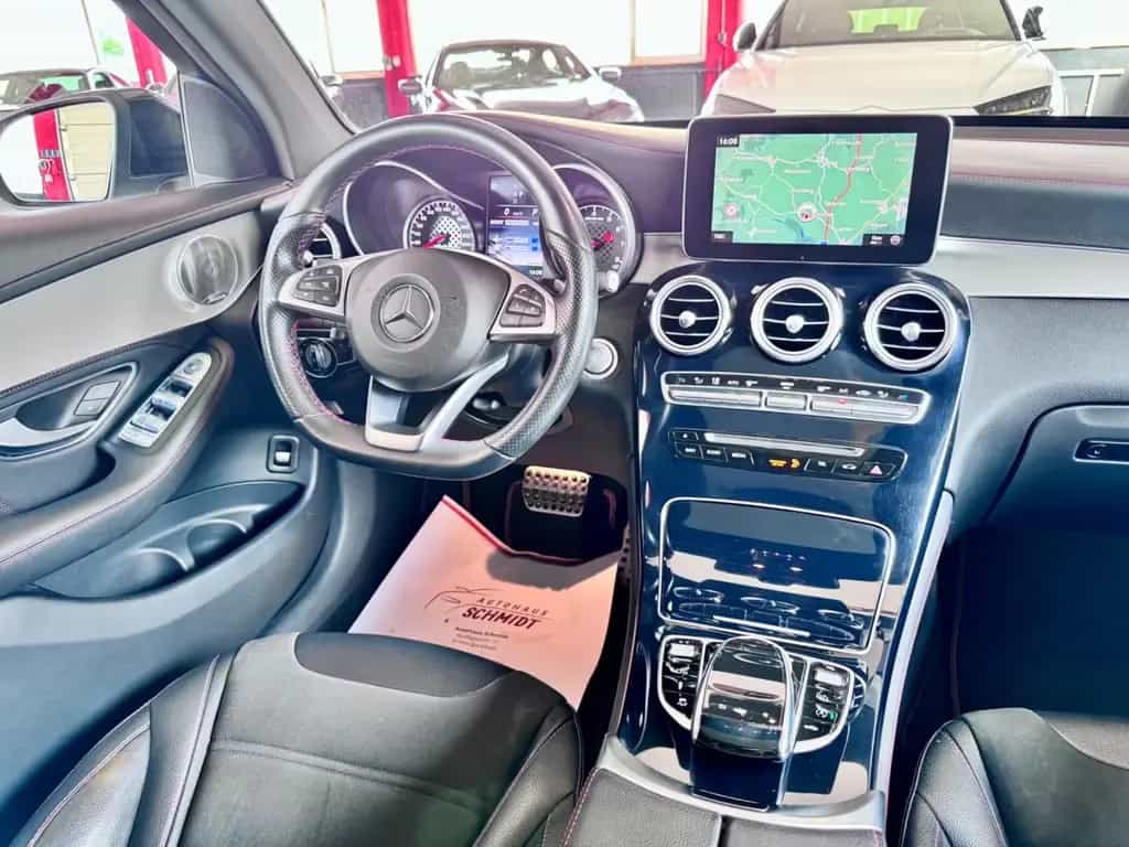 Mercedes-Benz GLC 43 AMG GLC43 AMG Pano Burmester Airmatic LED KeylesGo19 11/2016-photo-2