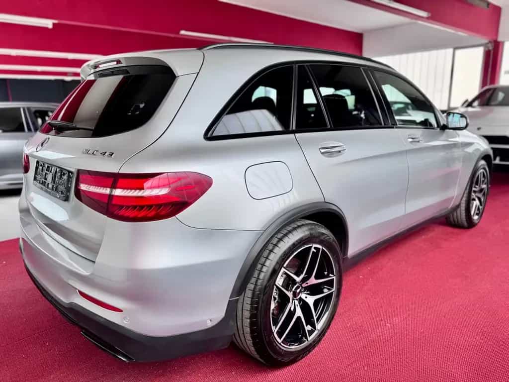 Mercedes-Benz GLC 43 AMG GLC43 AMG Pano Burmester Airmatic LED KeylesGo19 11/2016-photo-6
