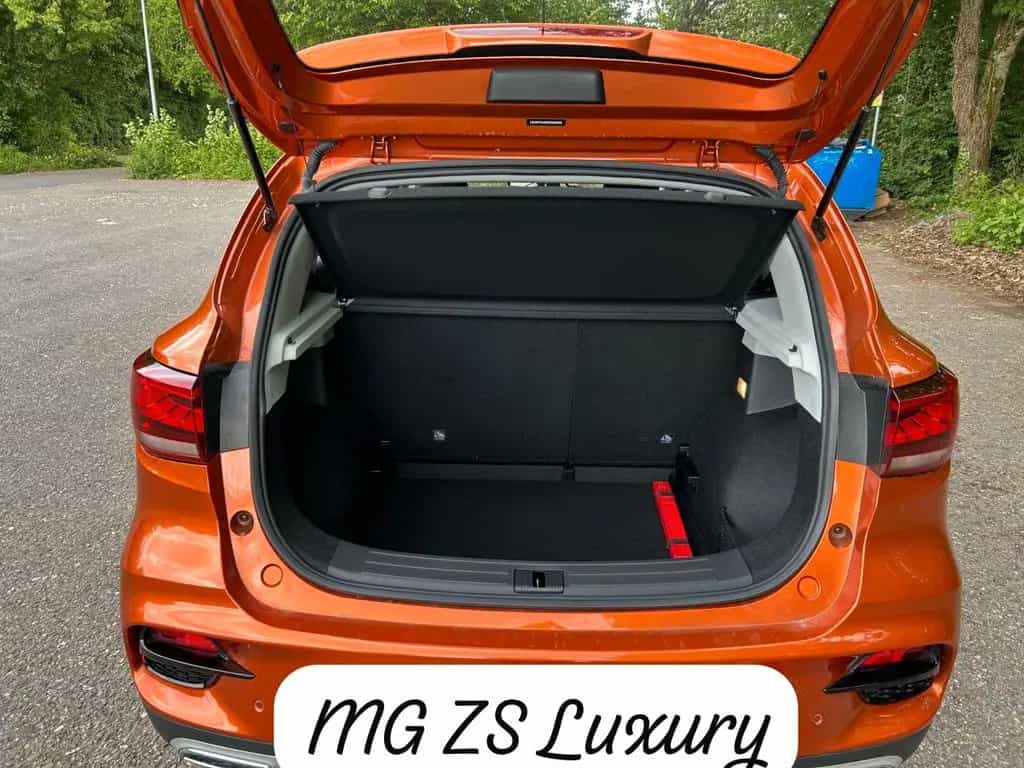 MG ZS 1.5 VTI-tech Luxury 12/2024-photo-3