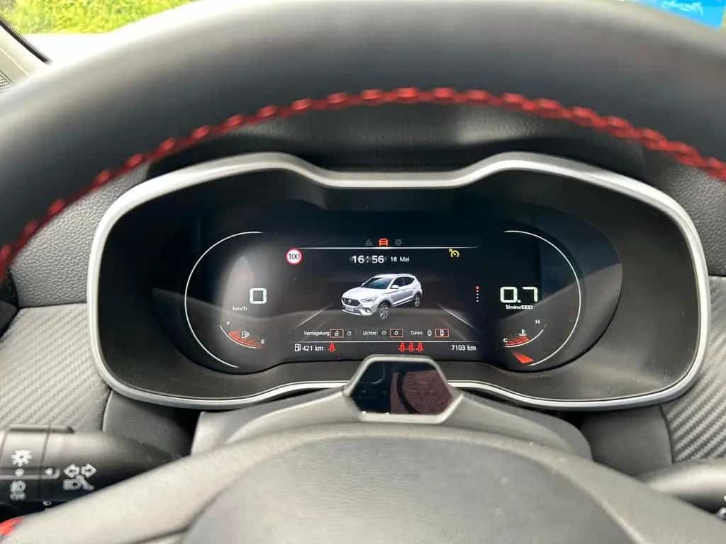 MG ZS 1.5 VTI-tech Luxury 12/2024-photo-7