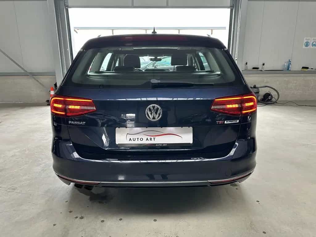 Volkswagen Passat Highline Pano AHK SHZ Navi ACC 07/2015-photo-5