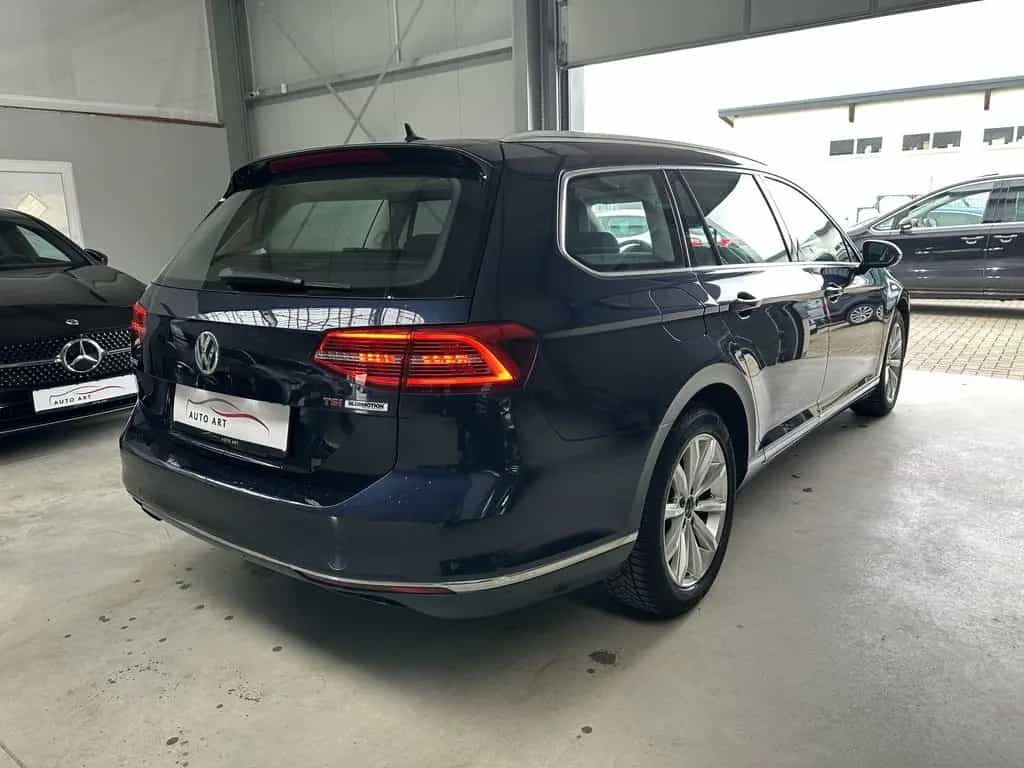 Volkswagen Passat Highline Pano AHK SHZ Navi ACC 07/2015-photo-6