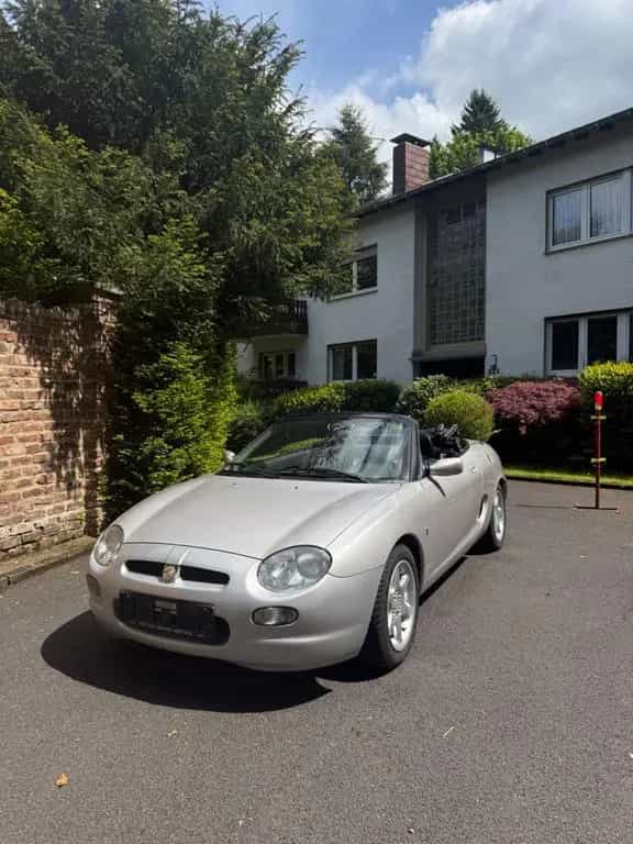MG MGF 1.8i -MGF 1999 | deutsches Fahrzeug | lücken 04/1999-photo-0