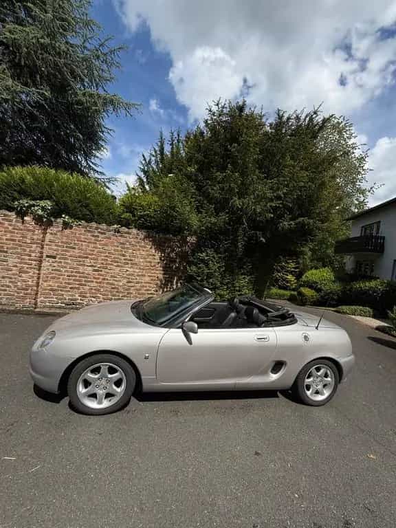 MG MGF 1.8i -MGF 1999 | deutsches Fahrzeug | lücken 04/1999-photo-4