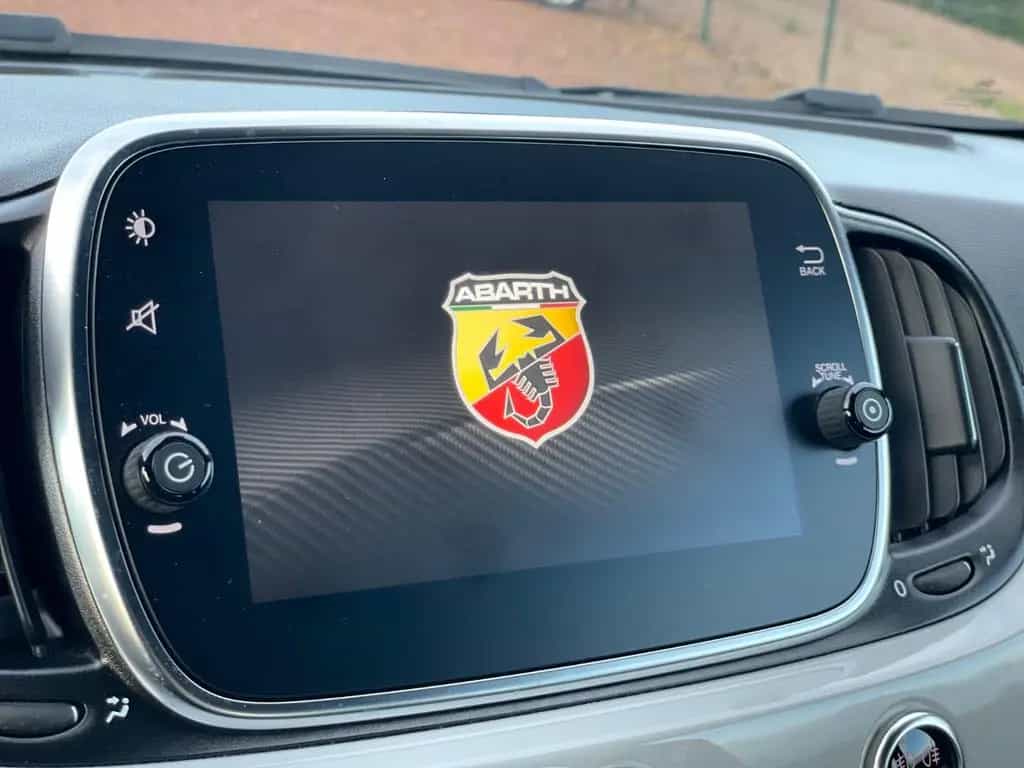 Abarth 595 1.4 T-Jet*DAB+*LED*Einparkhilfe*1.Hand* 12/2020-photo-15