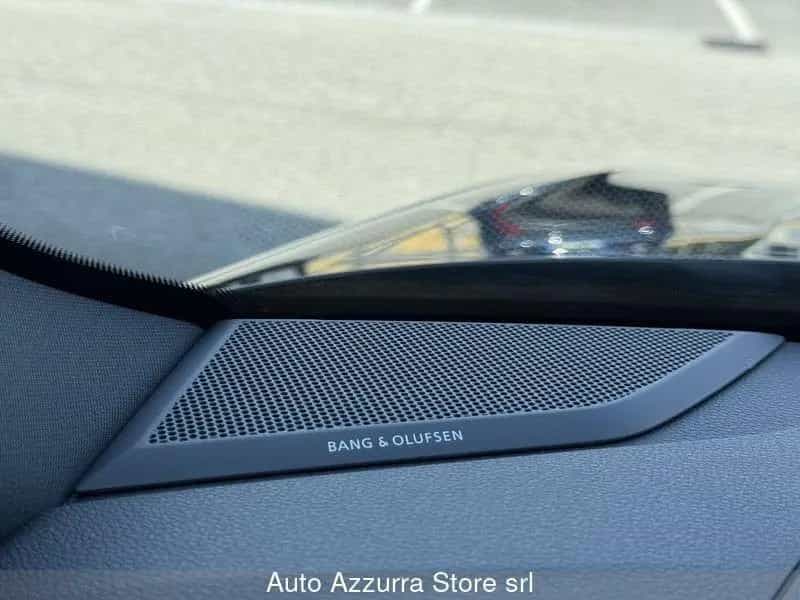 Audi Q3 45 2.0 TFSI S line edition quattro S-Tro 04/2019-photo-12