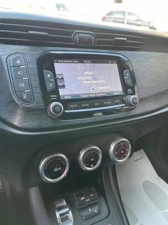 Alfa Romeo Giulietta 1.6 JTDm 120 CV Business 12/2018-photo-9