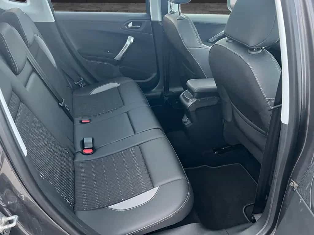 Peugeot 2008 Allure"Garantie-ServiceNEU"2.Hand 11/2019-photo-24