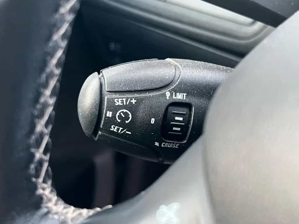Peugeot 2008 Allure"Garantie-ServiceNEU"2.Hand 11/2019-photo-35