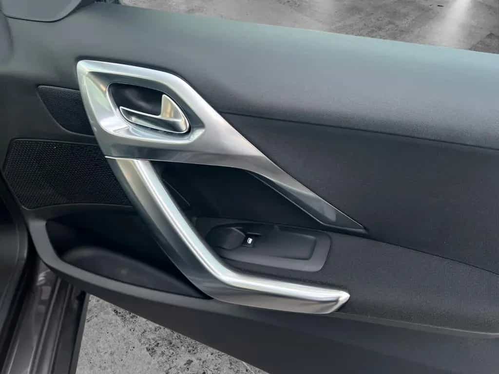 Peugeot 2008 Allure"Garantie-ServiceNEU"2.Hand 11/2019-photo-37