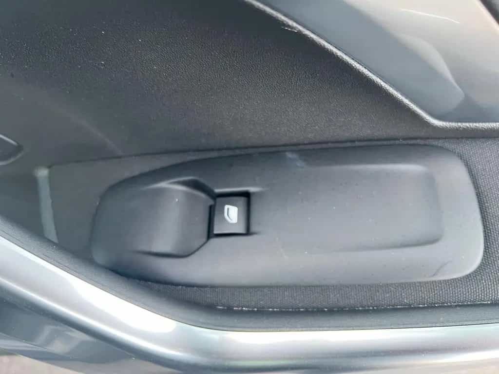 Peugeot 2008 Allure"Garantie-ServiceNEU"2.Hand 11/2019-photo-38