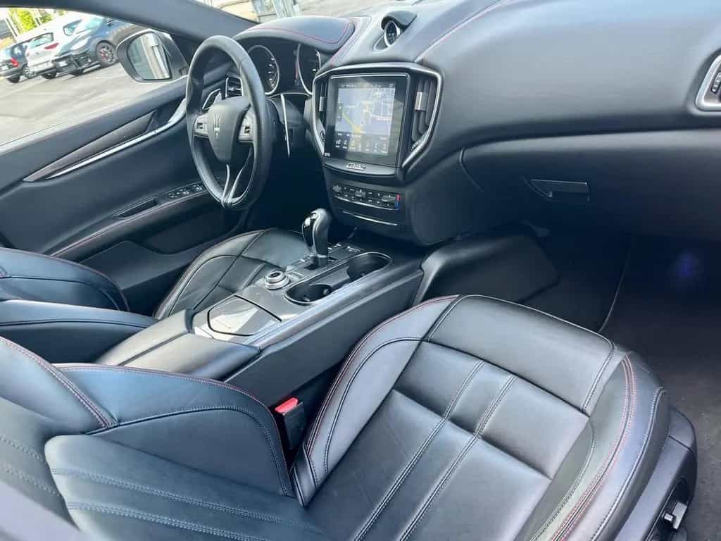 Maserati Ghibli V6 Diesel 275 CV GranSport 05/2017-photo-13