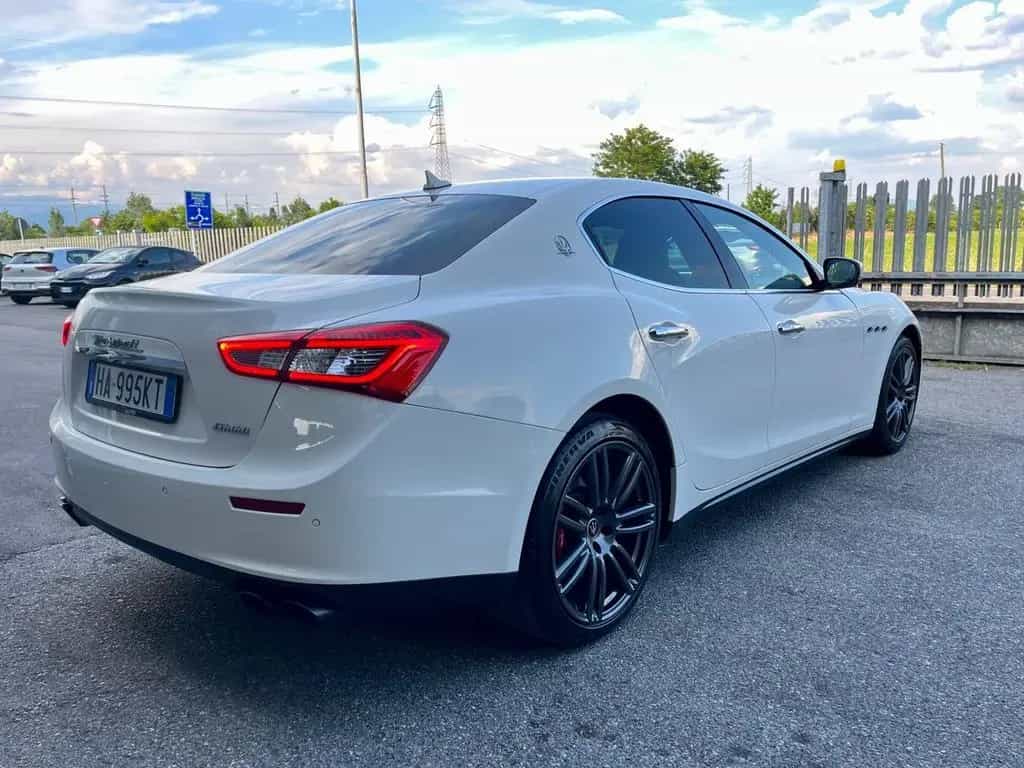 Maserati Ghibli V6 Diesel 275 CV GranSport 05/2017-photo-3