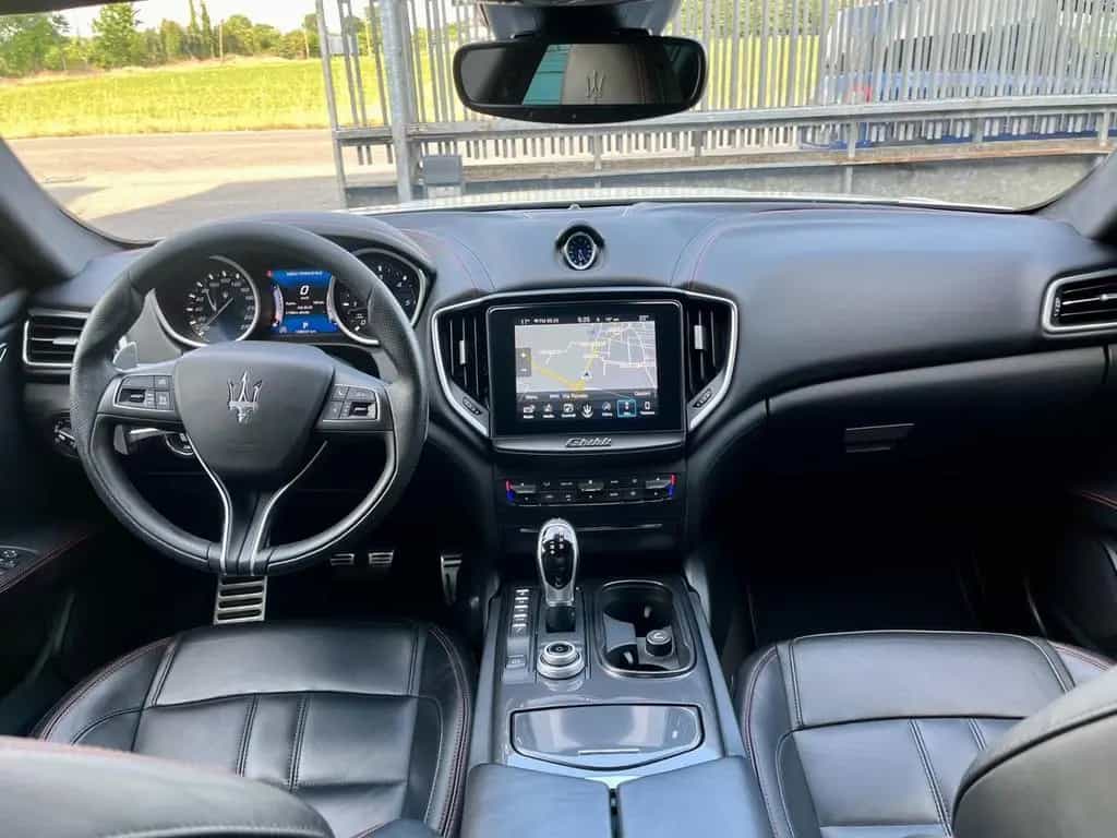 Maserati Ghibli V6 Diesel 275 CV GranSport 05/2017-photo-9