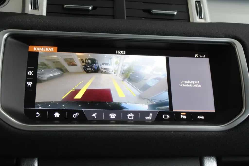 Land Rover Range Rover Evoque HSE Dynamic Panorama 06/2018-photo-25
