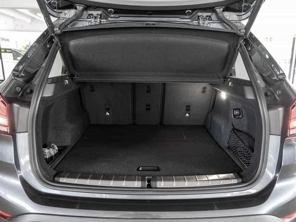 BMW X1 sDrive 18d Sport Line FACEL. LED NAVI KAMERA 03/2022-photo-10
