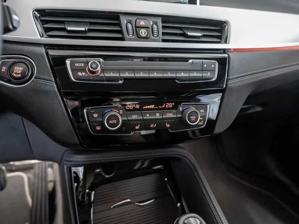 BMW X1 sDrive 18d Sport Line FACEL. LED NAVI KAMERA 03/2022-photo-18