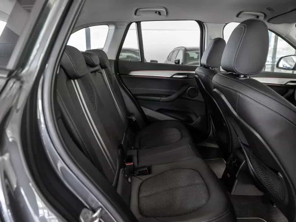 BMW X1 sDrive 18d Sport Line FACEL. LED NAVI KAMERA 03/2022-photo-8