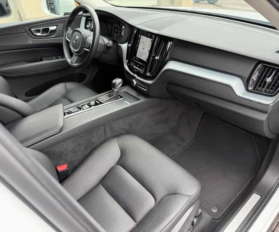 Volvo XC60 XC 60 AWD LEDER NAVI KAMERA AUS ERSTER HAND 05/2018-photo-10
