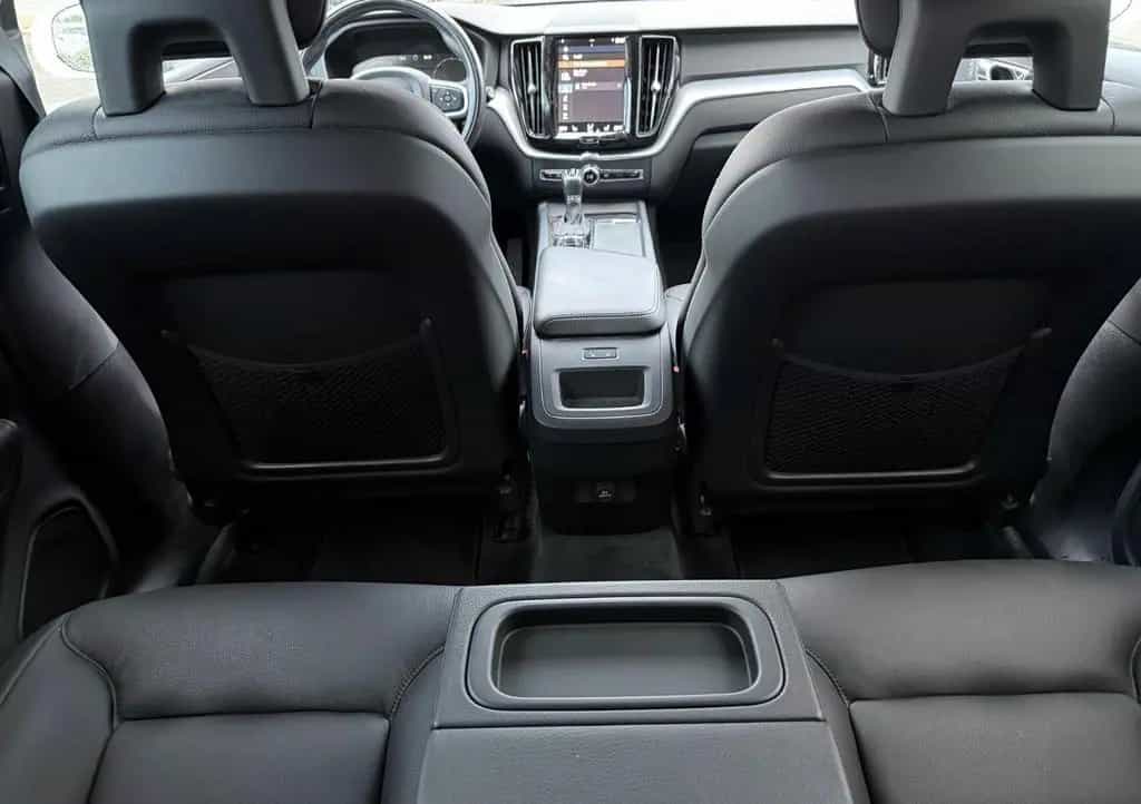 Volvo XC60 XC 60 AWD LEDER NAVI KAMERA AUS ERSTER HAND 05/2018-photo-16