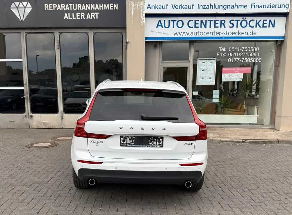 Volvo XC60 XC 60 AWD LEDER NAVI KAMERA AUS ERSTER HAND 05/2018-photo-24