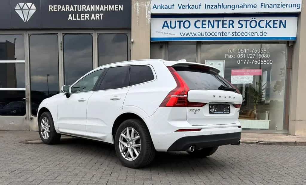 Volvo XC60 XC 60 AWD LEDER NAVI KAMERA AUS ERSTER HAND 05/2018-photo-26