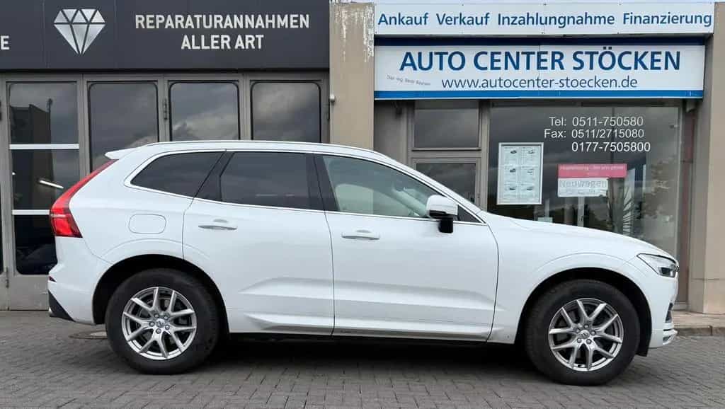 Volvo XC60 XC 60 AWD LEDER NAVI KAMERA AUS ERSTER HAND 05/2018-photo-32