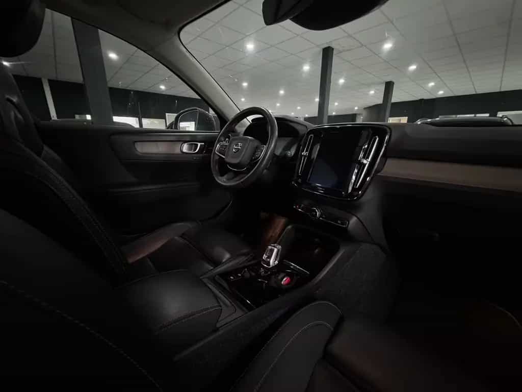 Volvo XC40 *INSCRIPT.*4x4*PANO*LEDER*R-CAM*MMRY*H&K* 12/2019-photo-14
