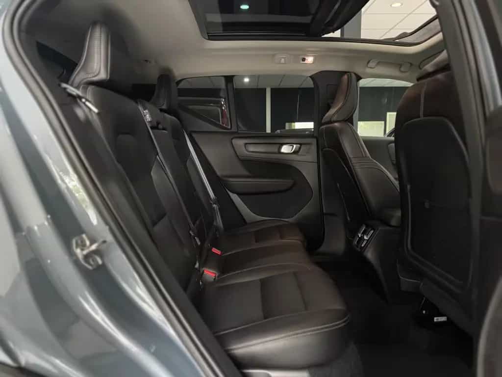Volvo XC40 *INSCRIPT.*4x4*PANO*LEDER*R-CAM*MMRY*H&K* 12/2019-photo-15