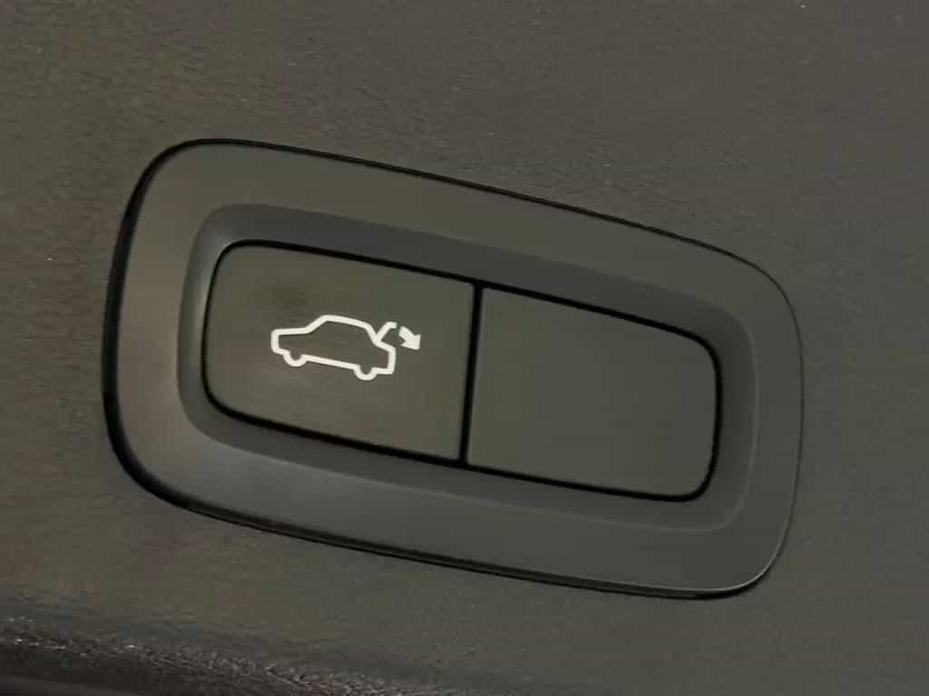 Volvo XC40 *INSCRIPT.*4x4*PANO*LEDER*R-CAM*MMRY*H&K* 12/2019-photo-17