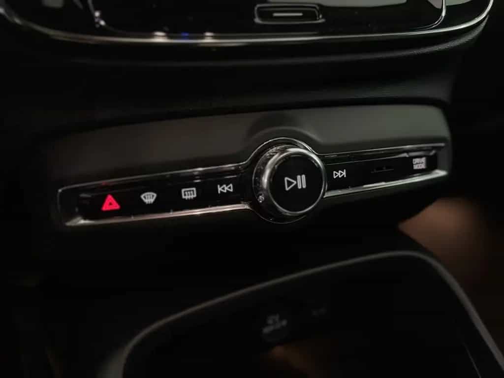Volvo XC40 *INSCRIPT.*4x4*PANO*LEDER*R-CAM*MMRY*H&K* 12/2019-photo-30