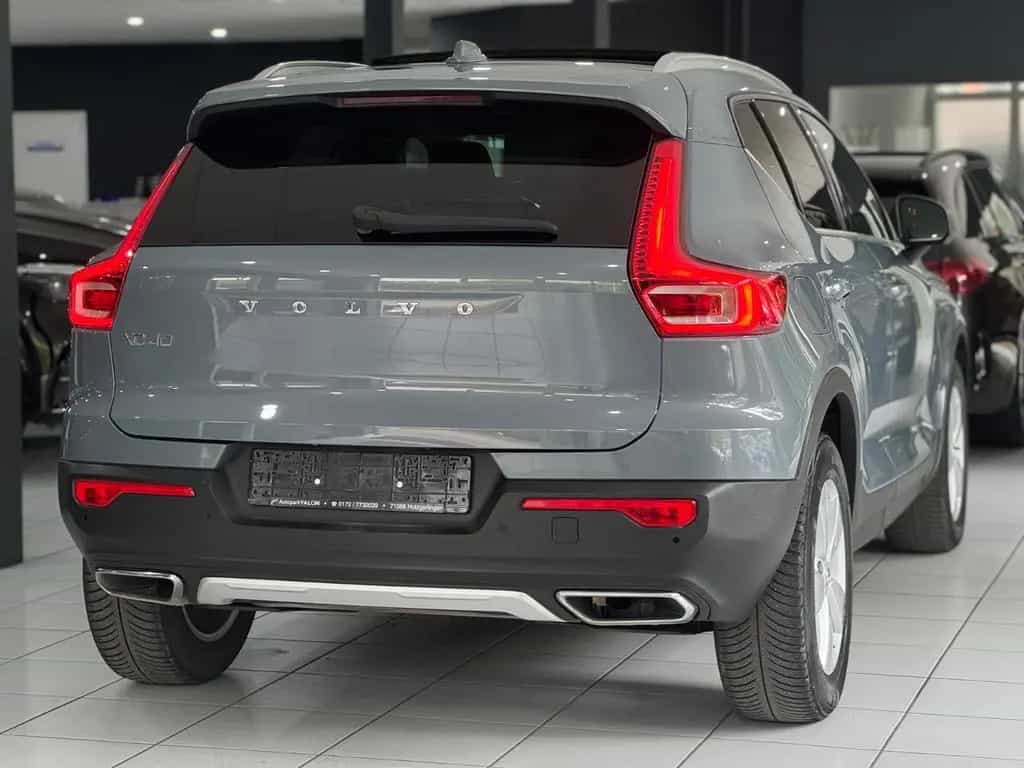 Volvo XC40 *INSCRIPT.*4x4*PANO*LEDER*R-CAM*MMRY*H&K* 12/2019-photo-9