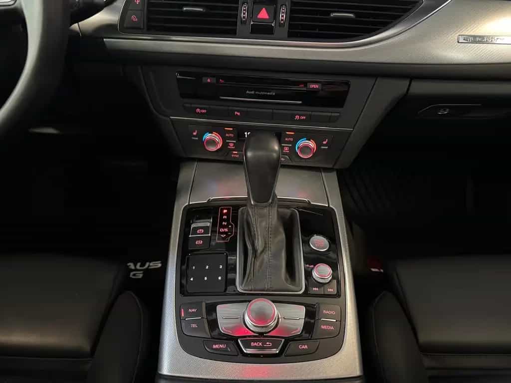 Audi A6 Avant 3.0TDI quattro/Pano+Head-Up+ACC+Softclo 01/2017-photo-24