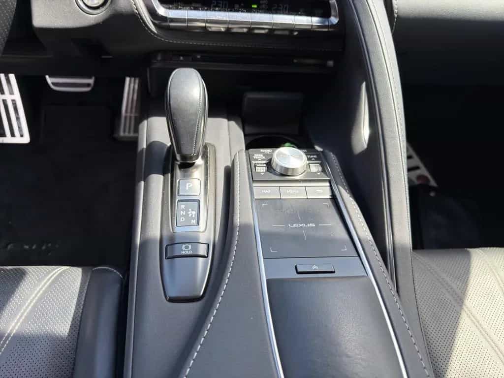 Lexus LC 500 Coupé 5.0 V8 PANO+HuD+20"+MARK LEVINSON 12/2017-photo-13
