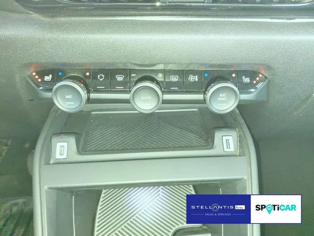 Citroën C4 PureTech 130 Shine Winterpaket*360 Kamera*HUD 03/2022-photo-13