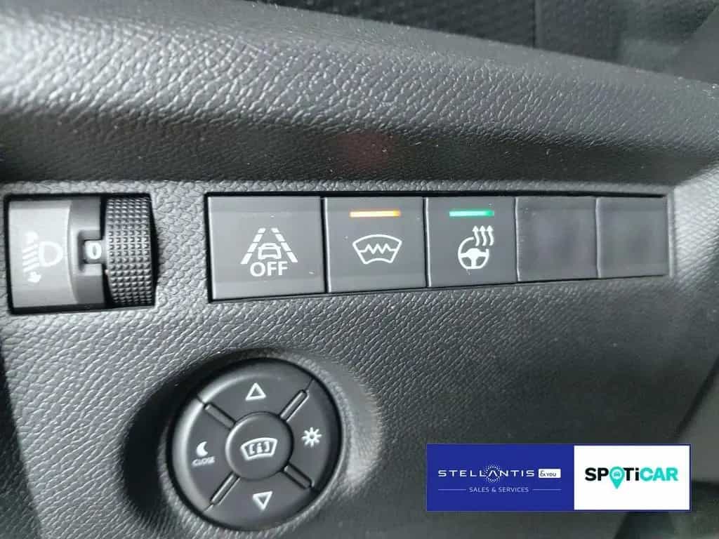 Citroën C4 PureTech 130 Shine Winterpaket*360 Kamera*HUD 03/2022-photo-16