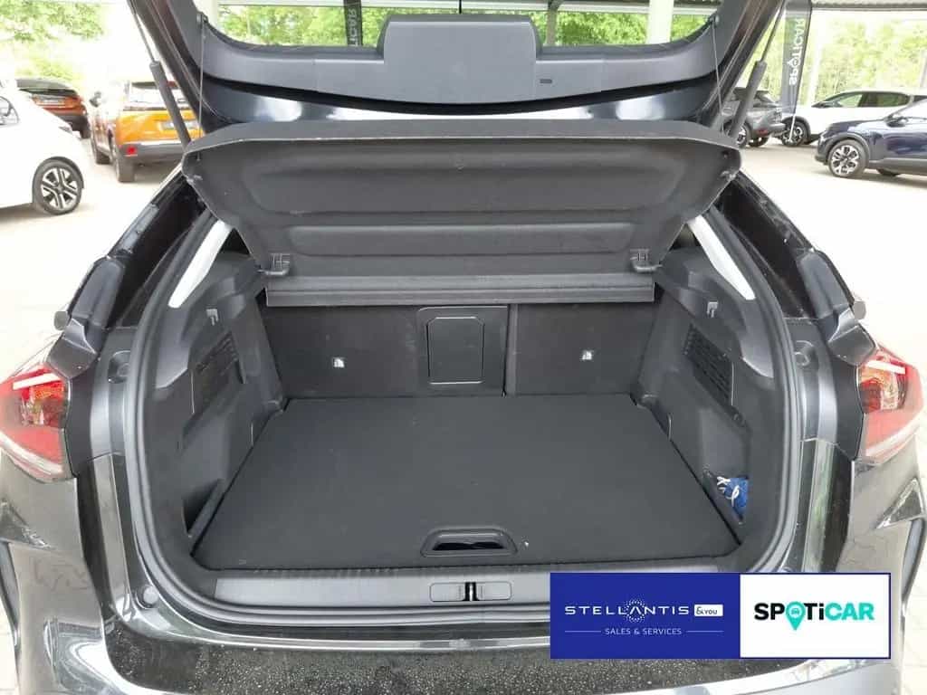 Citroën C4 PureTech 130 Shine Winterpaket*360 Kamera*HUD 03/2022-photo-5
