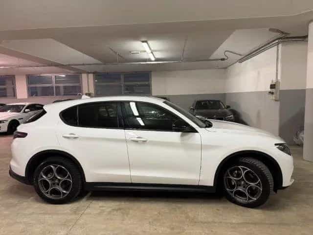 Alfa Romeo Stelvio ALFA ROMEO Stelvio 2.2 Turbodiesel 210 CV AT8 Q4 09/2023-photo-2