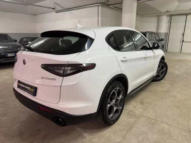 Alfa Romeo Stelvio ALFA ROMEO Stelvio 2.2 Turbodiesel 210 CV AT8 Q4 09/2023-photo-5