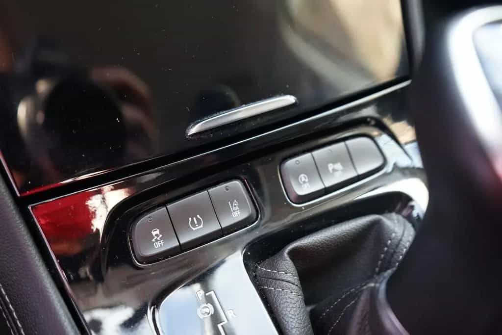 Opel Grandland (X) Grandland 1.2 Ultimate LED Kamera AHK Navi DAB 03/2021-photo-13